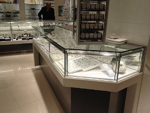 Scarborough town centre 2025 jewelry stores